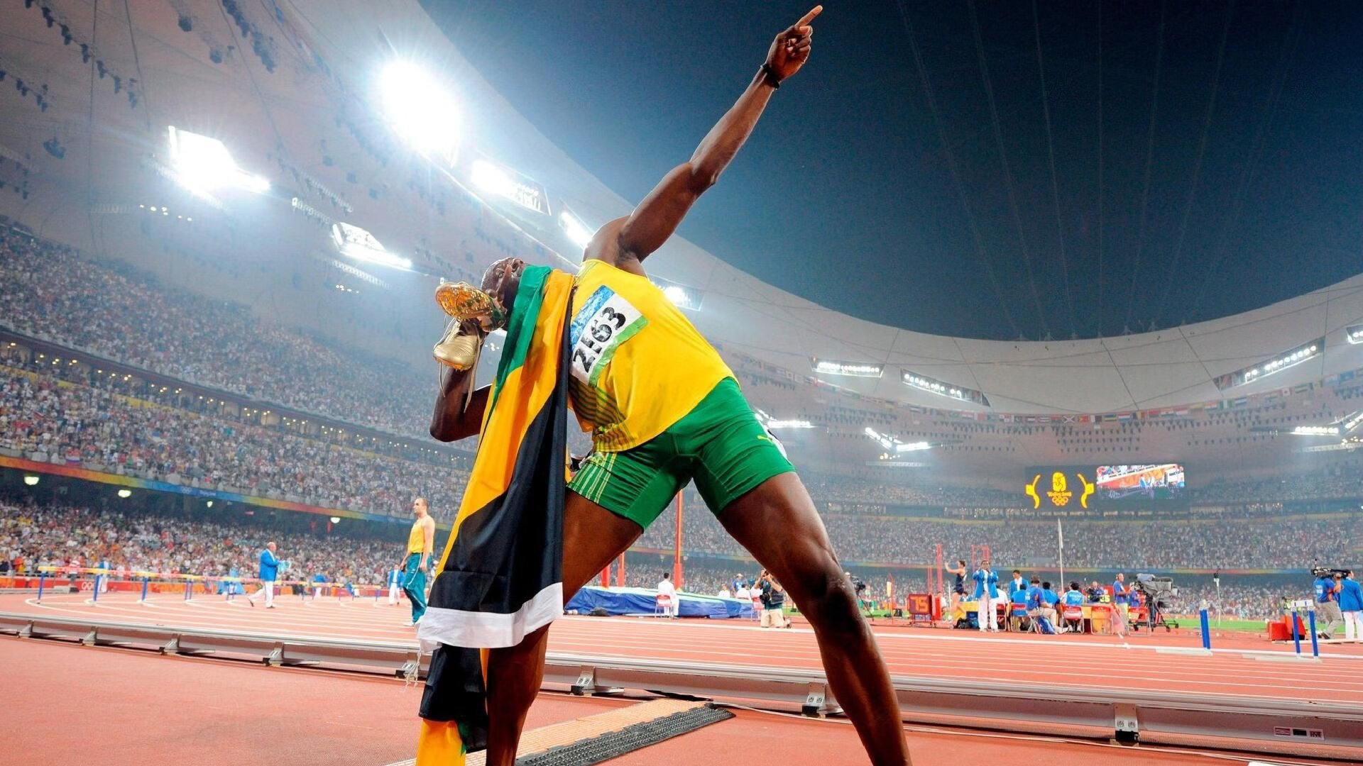 奥纳纳一夫当关，雷恩轻取伊朗背后的非洲足球权力转移